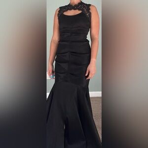 Xscape size 4 black mermaid gown